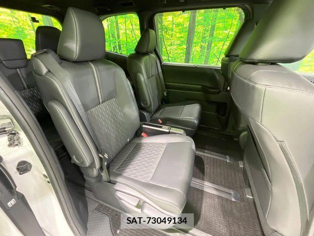 Toyota NOAH 2024-03 6752667-8
