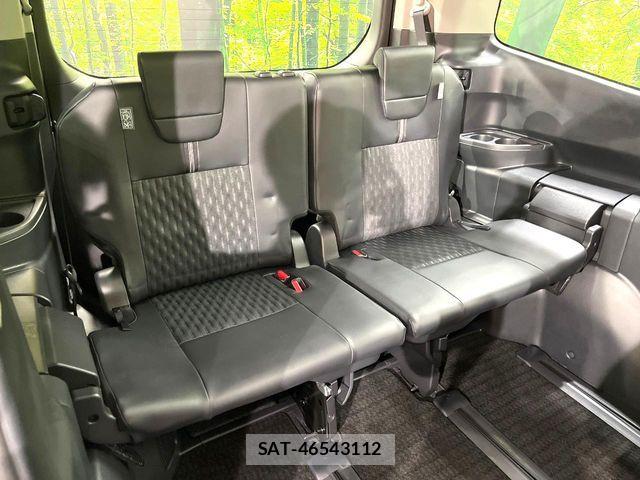 Toyota NOAH 2022-07 6910357-9