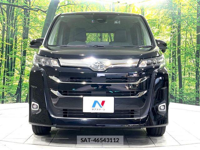 Toyota NOAH 2022-07 6910357-14