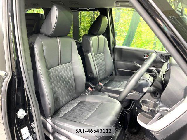 Toyota NOAH 2022-07 6910357-7