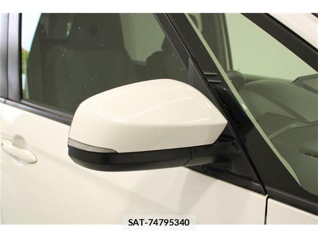 Toyota NOAH 2022-04 6910360-21