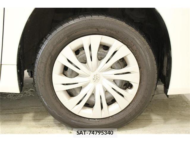 Toyota NOAH 2022-04 6910360-22