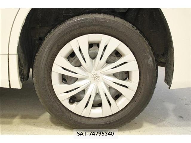 Toyota NOAH 2022-04 6910360-24