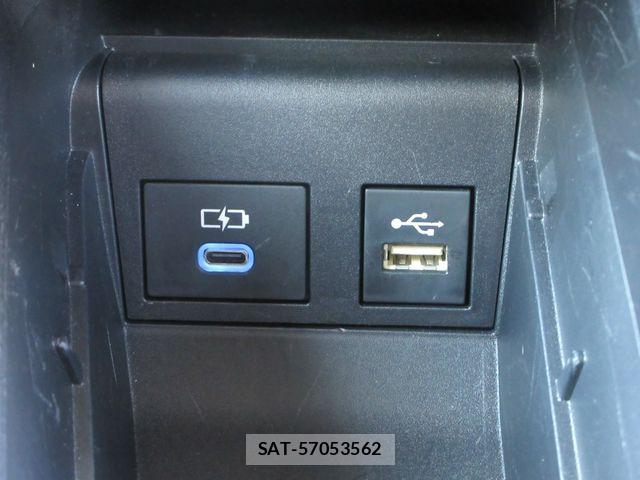 Toyota NOAH 2023-08 6910356-10