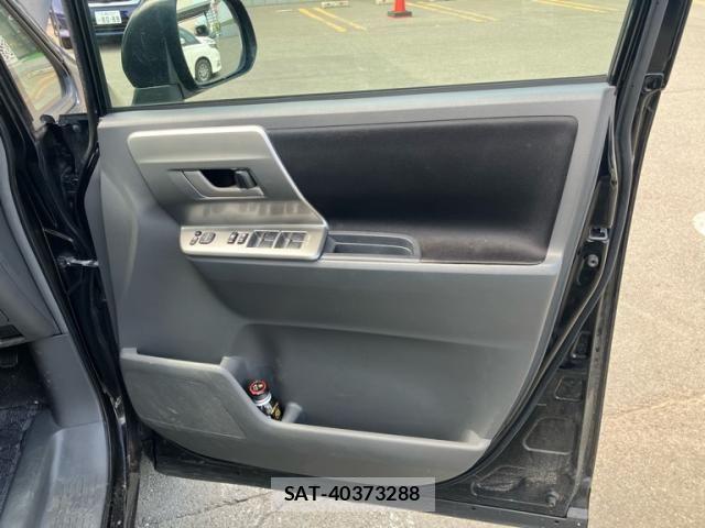 Toyota NOAH 2008-04 6910382-11
