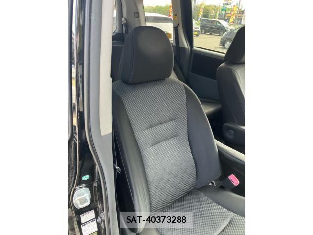 Toyota NOAH 2008-04 6910382-13