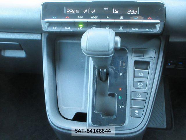 Toyota NOAH 2024-01 6910358-10