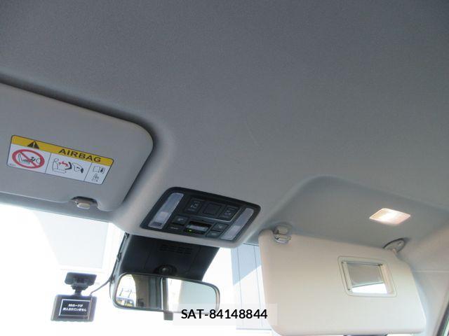 Toyota NOAH 2024-01 6910358-12