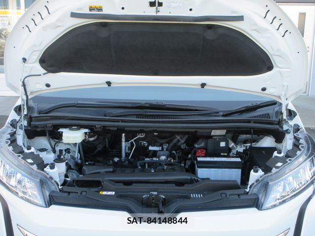 Toyota NOAH 2024-01 6910358-24