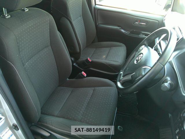 Toyota NOAH 2021-03 6910362-7