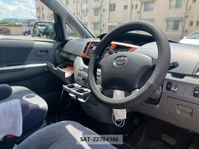 Toyota NOAH 2004-11 6910380-13