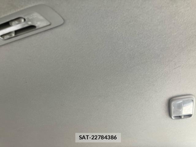Toyota NOAH 2004-11 6910380-15
