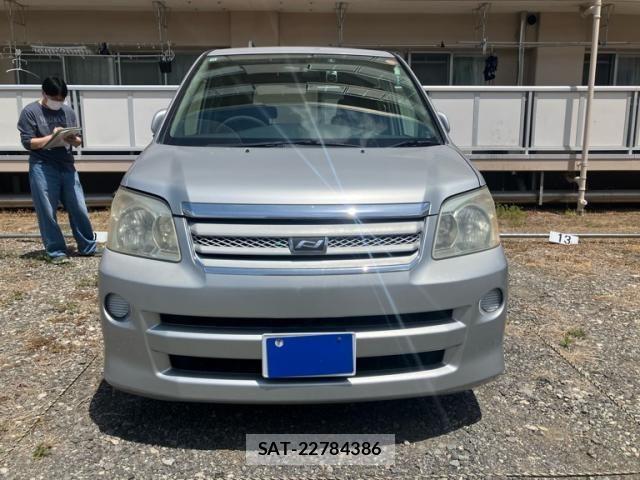 Toyota NOAH 2004-11 6910380-0