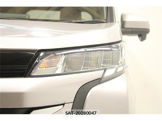 Toyota NOAH 2022-09 6910363-14