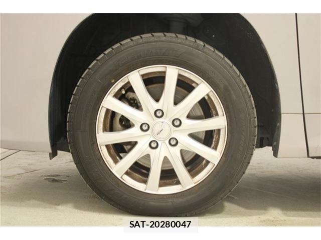 Toyota NOAH 2022-09 6910363-24