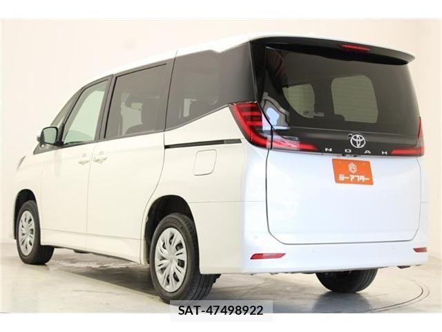 Toyota NOAH 2022-04 6996408-10