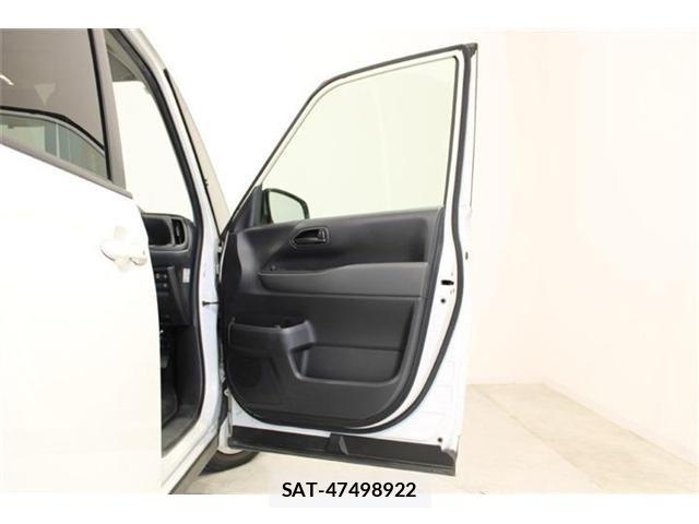 Toyota NOAH 2022-04 6996408-29