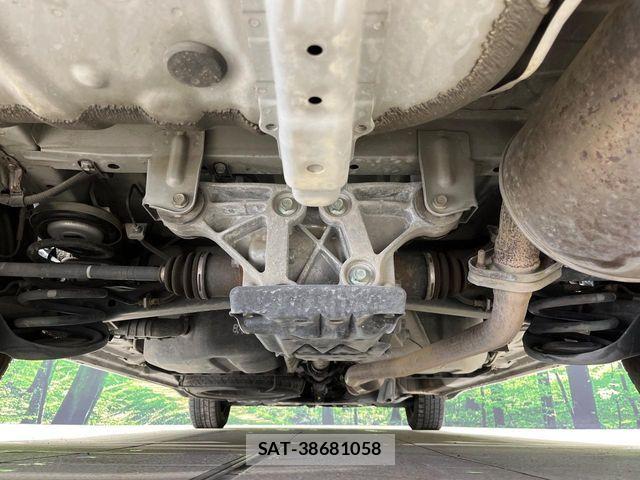 Toyota NOAH 2013-07 6996409-18