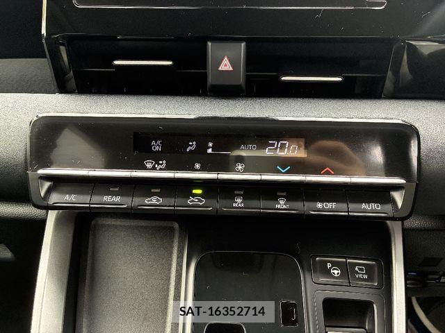 Toyota NOAH 2024-10 7021080-14