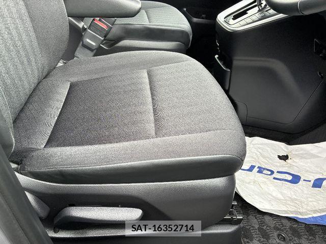 Toyota NOAH 2024-10 7021080-4