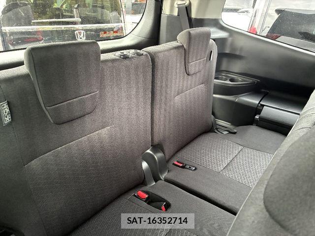 Toyota NOAH 2024-10 7021080-6