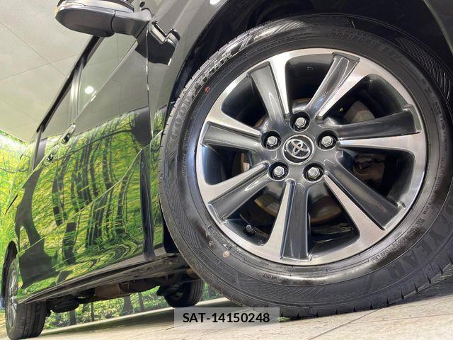 Toyota NOAH 2018-11 7021081-14