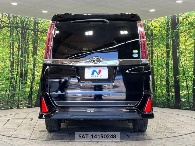 Toyota NOAH 2018-11 7021081-16