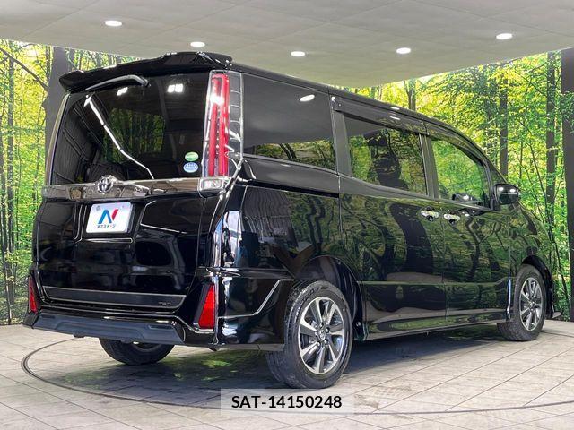 Toyota NOAH 2018-11 7021081-18
