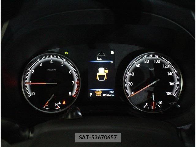 Toyota NOAH 2022-10 7021082-12