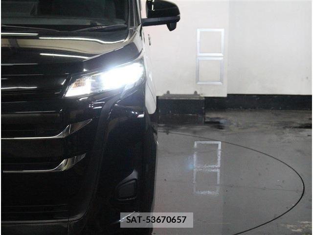Toyota NOAH 2022-10 7021082-25
