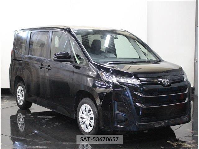 Toyota NOAH 2022-10 7021082-2