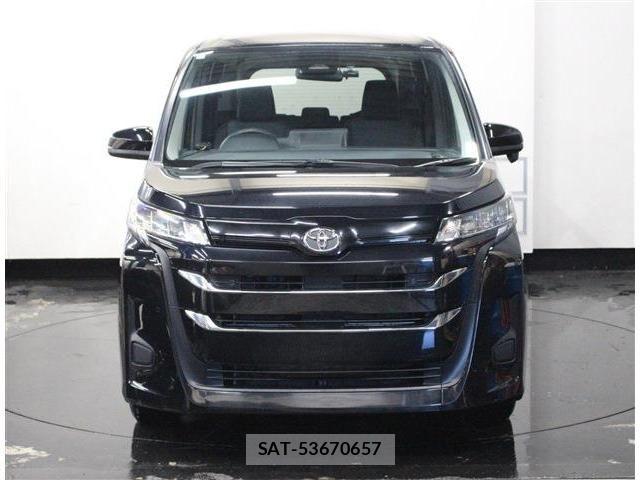 Toyota NOAH 2022-10 7021082-4