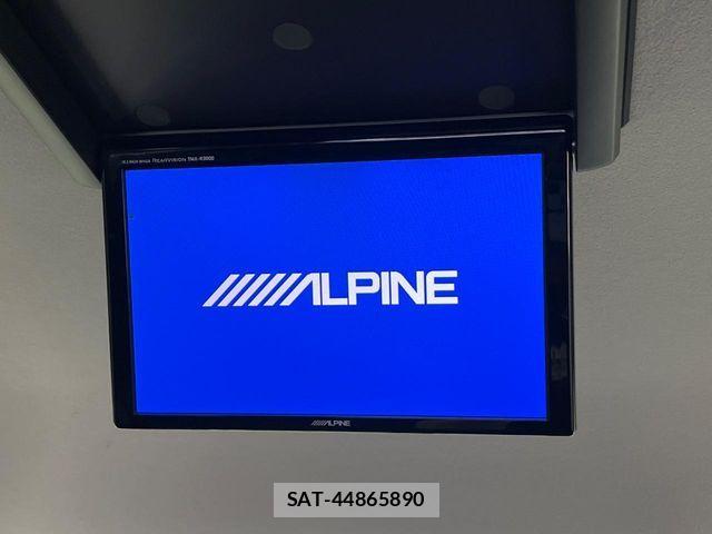 Toyota NOAH 2013-05 7021089-4