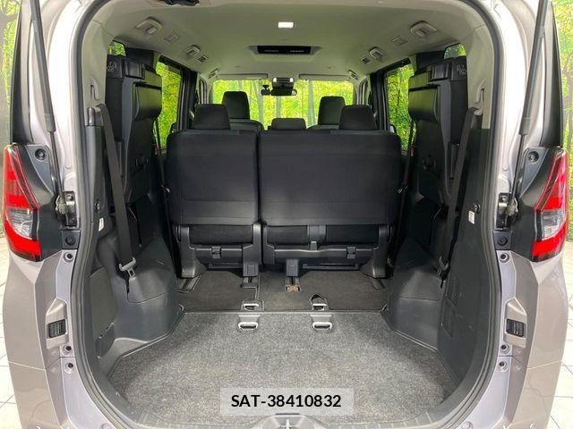 Toyota NOAH 2022-12 7021083-10