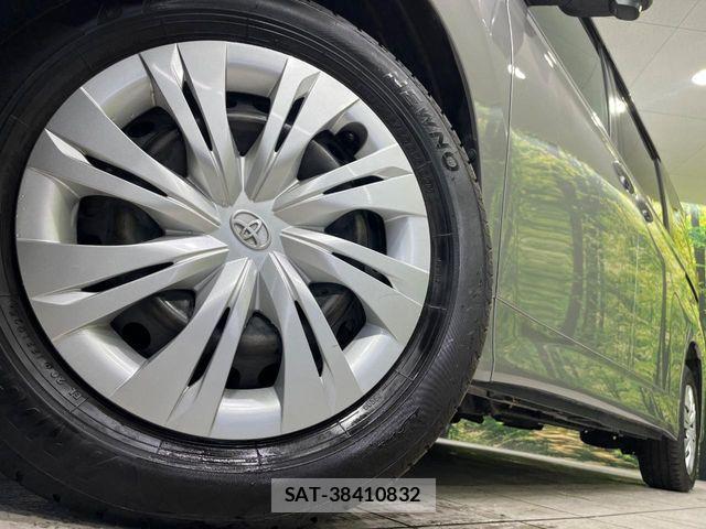 Toyota NOAH 2022-12 7021083-13
