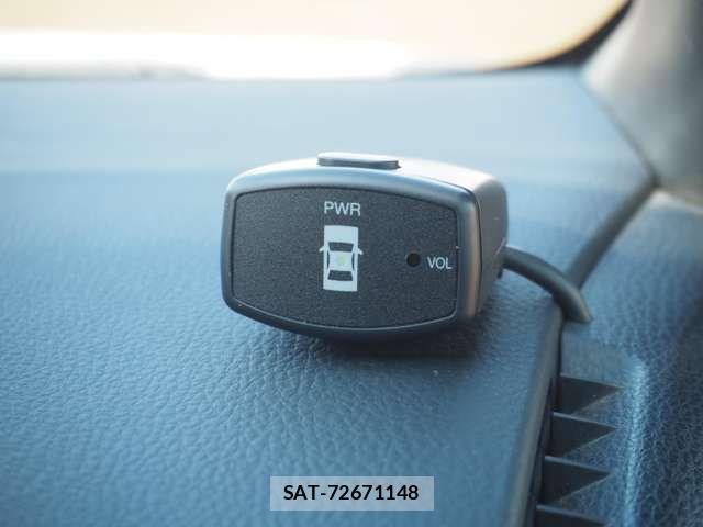 Toyota NOAH 2015-03 7021084-12