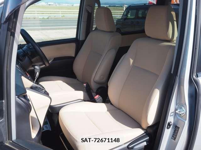 Toyota NOAH 2015-03 7021084-8