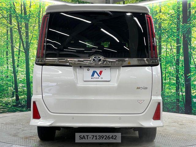 Toyota NOAH 2020-09 7059956-15