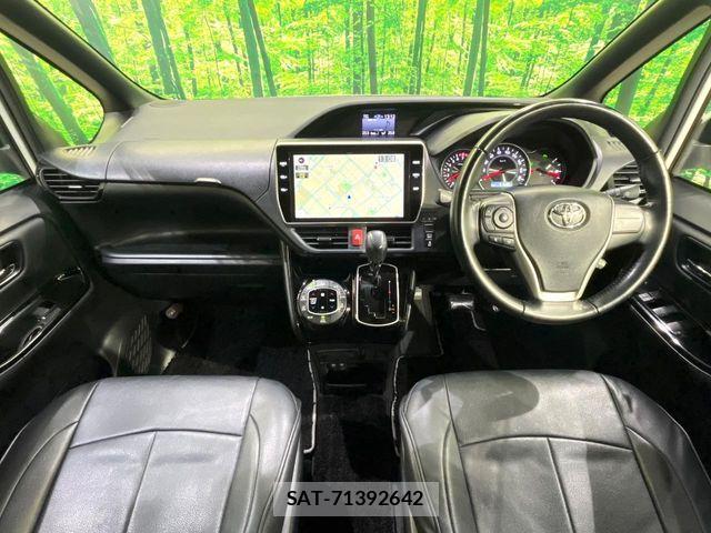 Toyota NOAH 2020-09 7059956-1