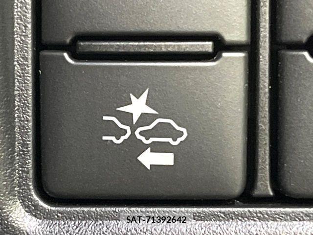 Toyota NOAH 2020-09 7059956-5