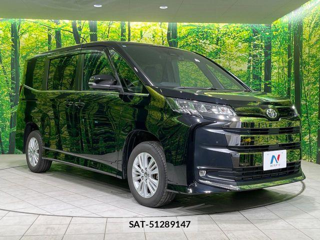 Toyota NOAH 2023-07 7059953-17
