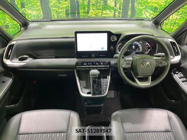 Toyota NOAH 2023-07 7059953-1