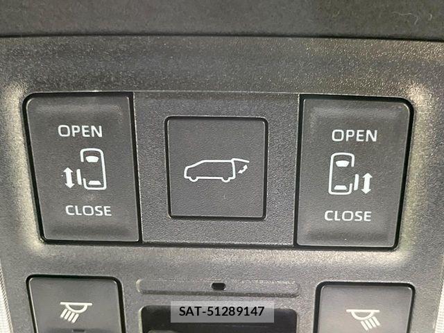 Toyota NOAH 2023-07 7059953-6