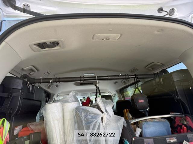 Toyota NOAH 2015-03 7222816-15