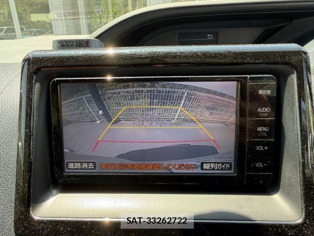 Toyota NOAH 2015-03 7222816-23