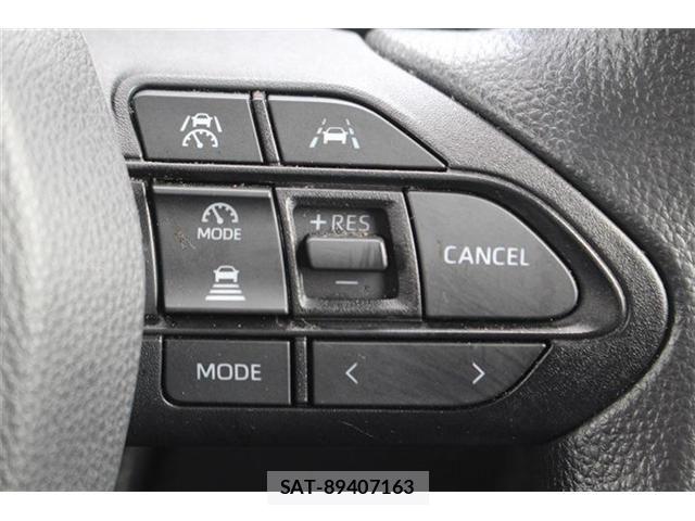 Toyota NOAH 2022-09 7215683-4