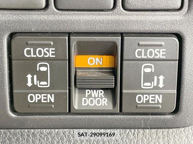 Toyota NOAH 2020-11 7222818-7