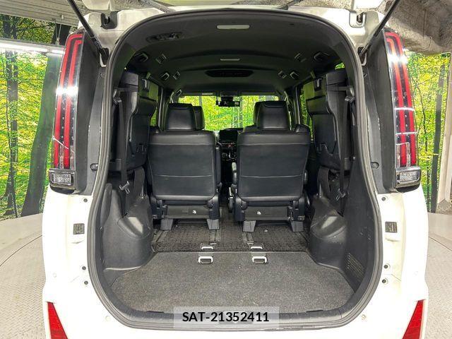 Toyota NOAH 2020-11 7222815-9