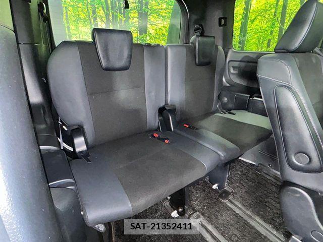 Toyota NOAH 2020-11 7222815-12