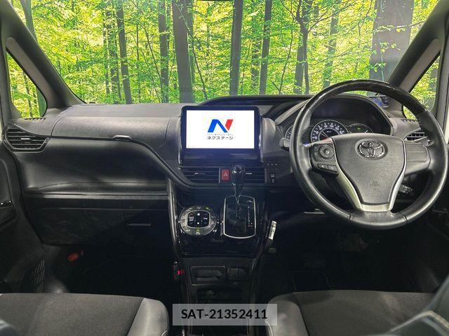 Toyota NOAH 2020-11 7222815-1